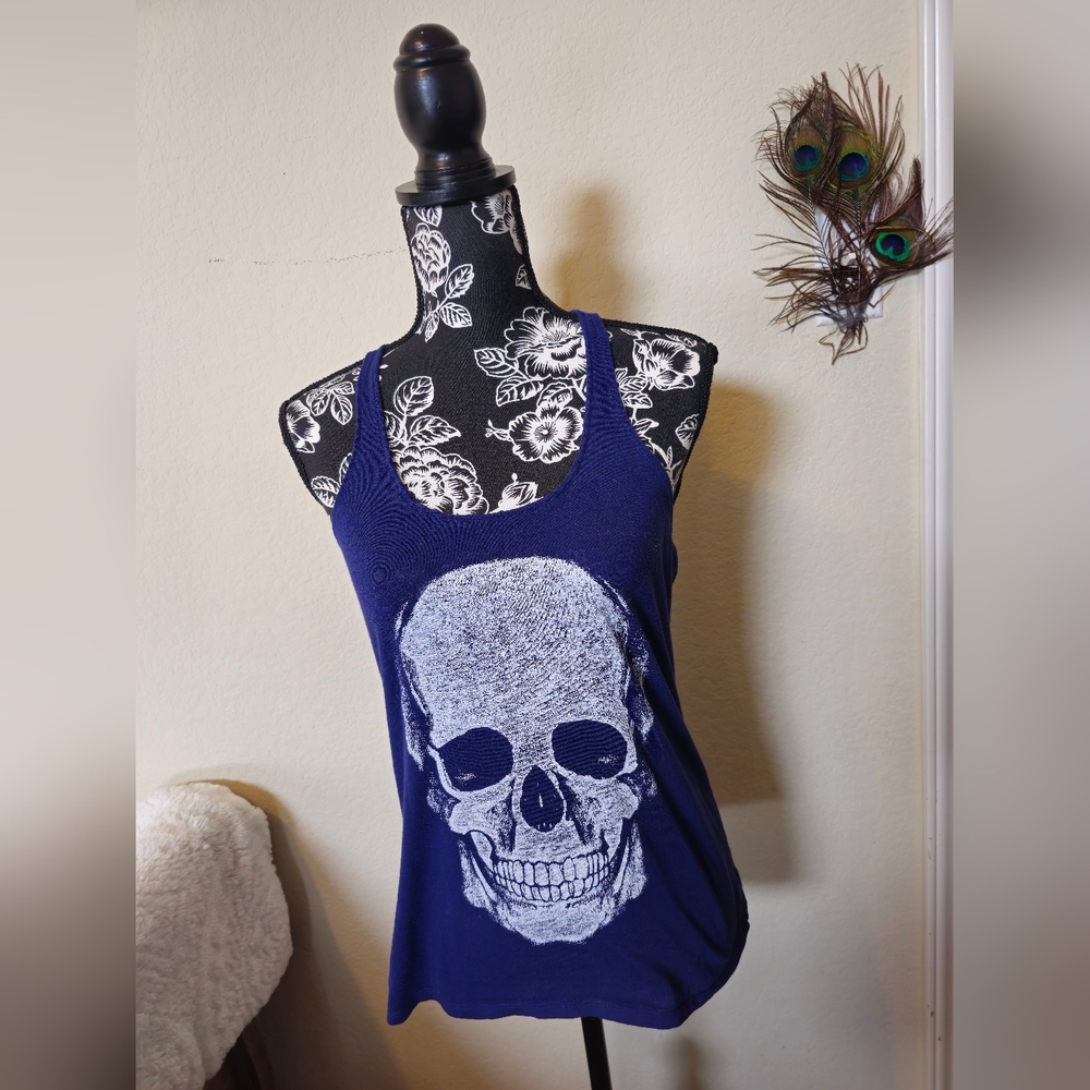 Express Sleeveless Navy Blue Skull Tank Top 💙 (S/P) 💙